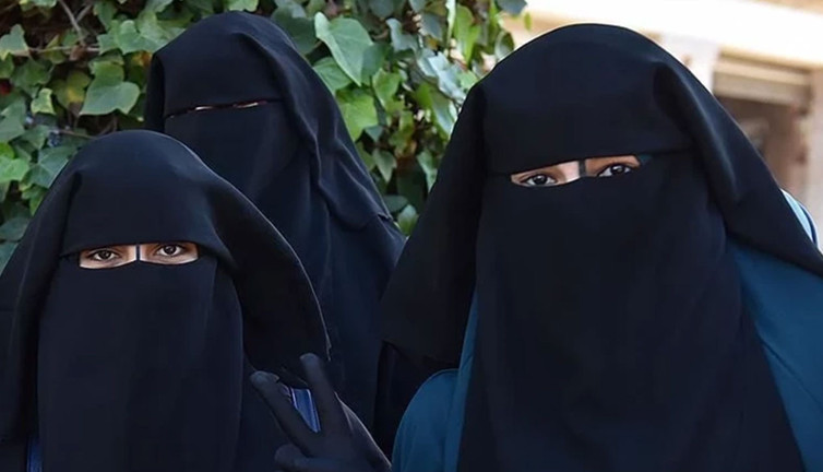 İtalya’dan 'peçe', 'burka' kararı!
