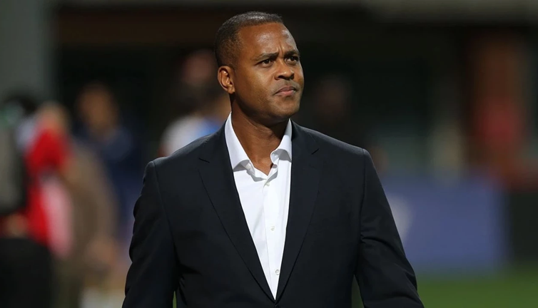 Patrick Kluivert dönemi 8 maç sürdü