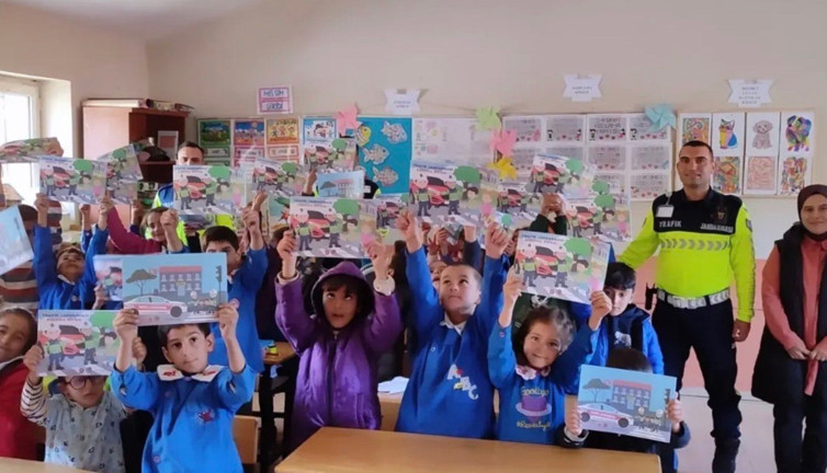 Jandarmadan öğrencilere trafik eğitimi!