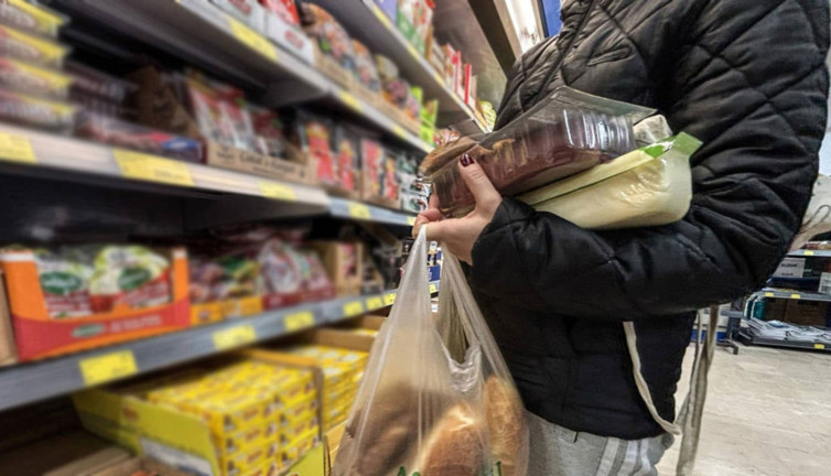 Piyasada enflasyon ve dolar beklentisi fırladı! Merkez Bankası’nın anketinden çıktı