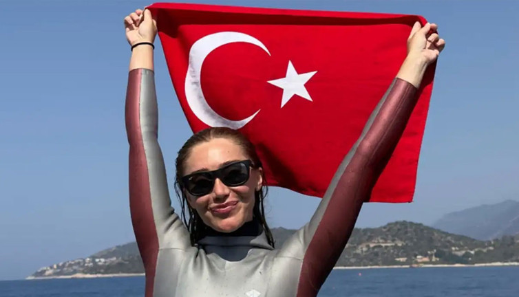 Şahika Ercümen Gazze için dünya rekorunu bir kez daha kırdı!