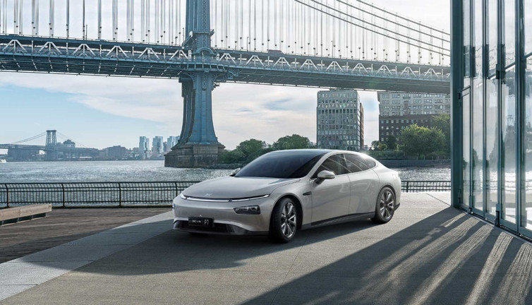 Kendi kendine giden araç Xpeng P71