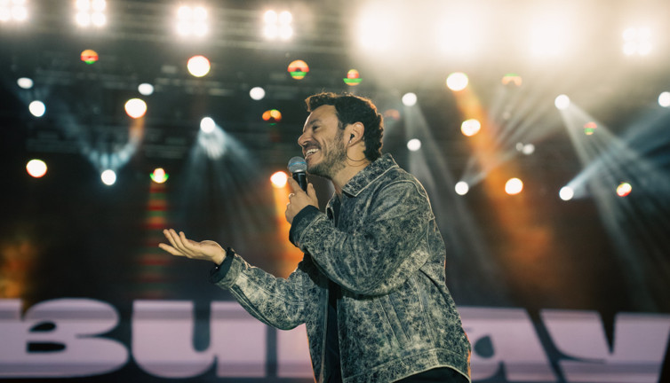 Buray, Mardin Kültür Yolu Festivali'ni salladı: Artuklu'da on binler coştu!