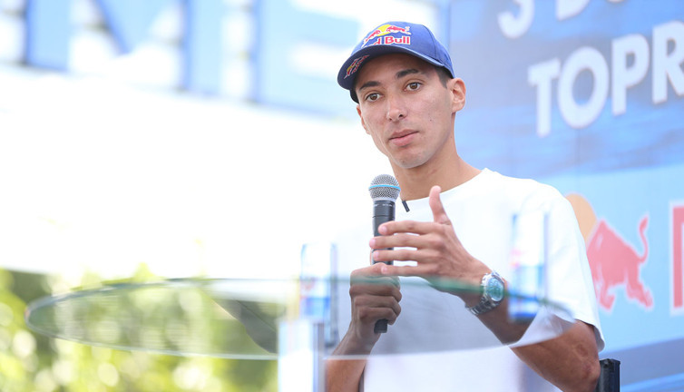 Toprak Razgatlıoğlu tarihi zaferin perde arkasını anlattı