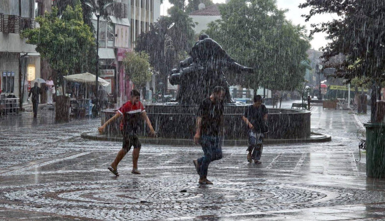 Trakya'yı vuracak fırtına: Bu gece sel alarmı!