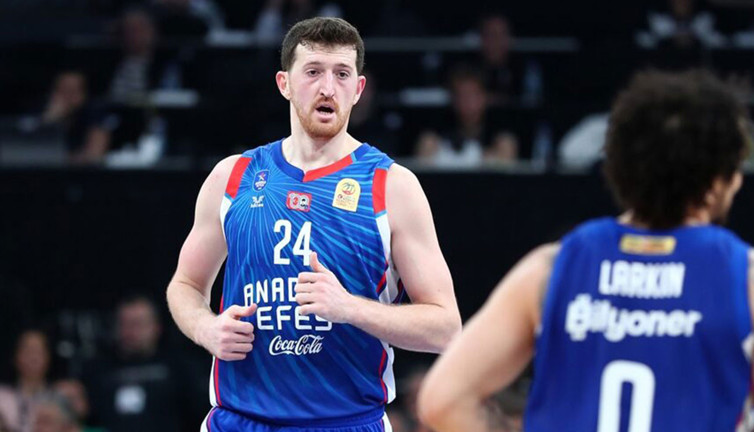 Anadolu Efes'te derbi öncesi Ercan Osmani gelişmesi