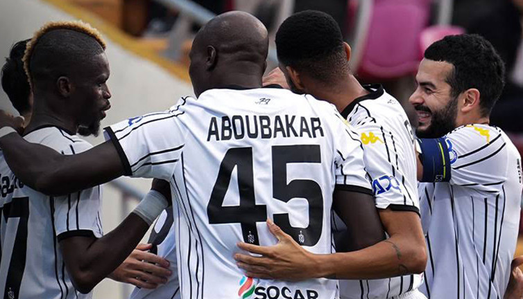 Aboubakar Azerbaycan'da şovla basladı