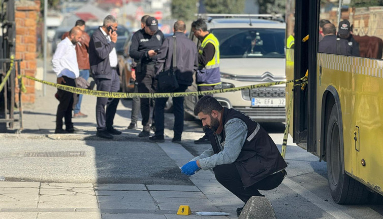 İETT otobüsünde kavga! Yolcu hayatını kaybetti