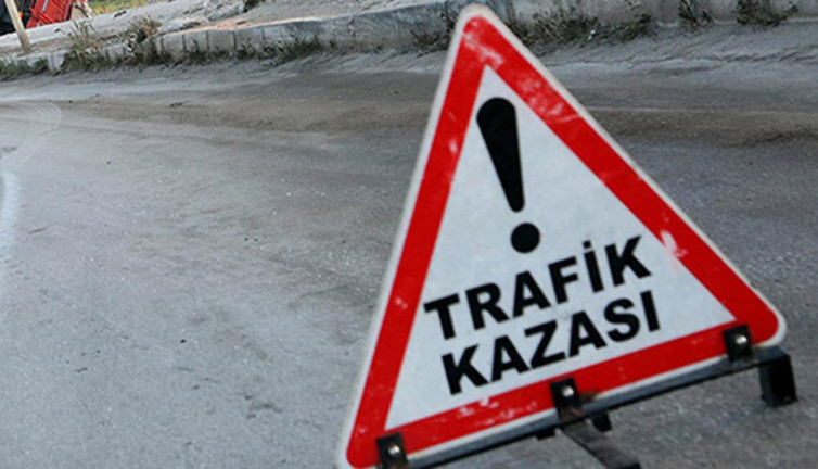 Anadolu Otoyolu'nda feci kaza: Kafa kafaya çarpıştılar: 9 Yaşındaki çocuk can verdi!