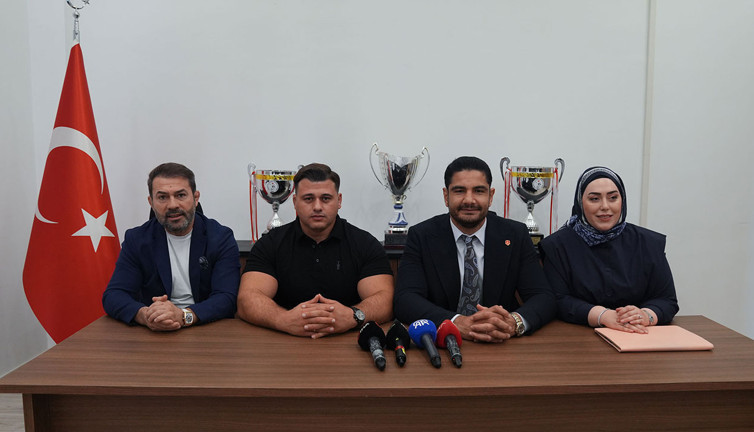 Rıza Kayaalp CAS’tan zaferle çıktı: 'İstersem 1 Ocak’ta dönüyorum'