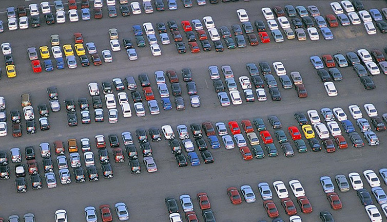 AB, otomotiv sanayisini korumayı planlıyor