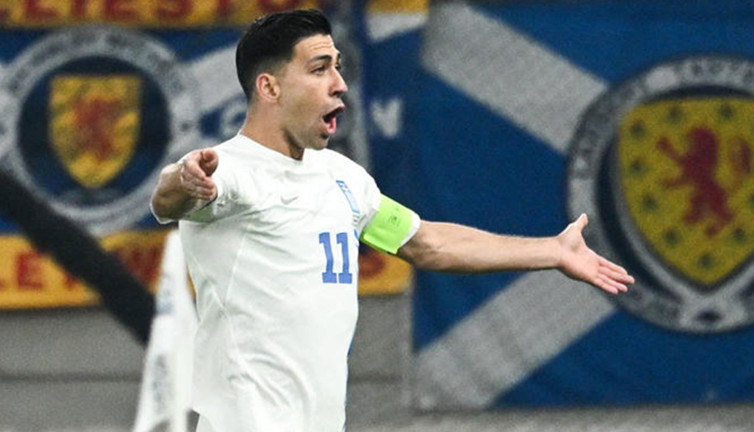 Bakasetas hem attı hem atıldı: Yunanistan'dan İskoçya'ya büyük darbe