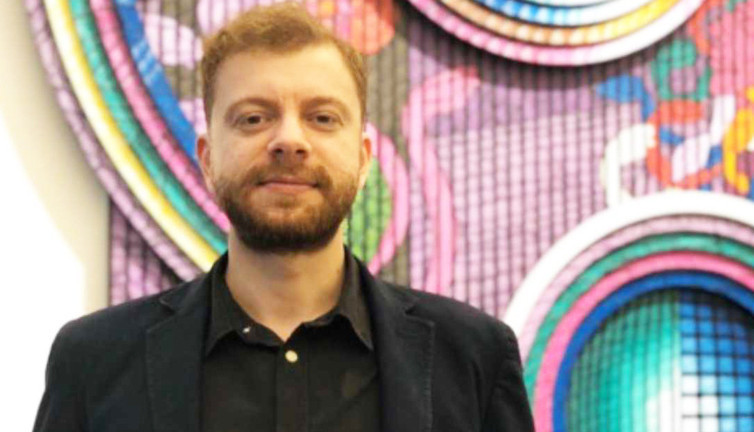 Akademisyen Emrah Gülsunar’a ilk duruşmada tahliye!