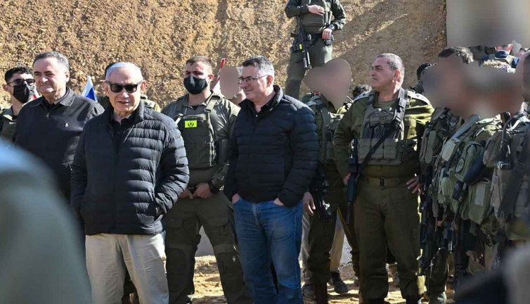 İsrail'den işgal şov