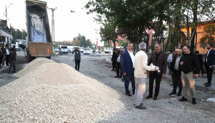 Eyyübiye’de yol sevinci: Asfalt salı günü tamam!