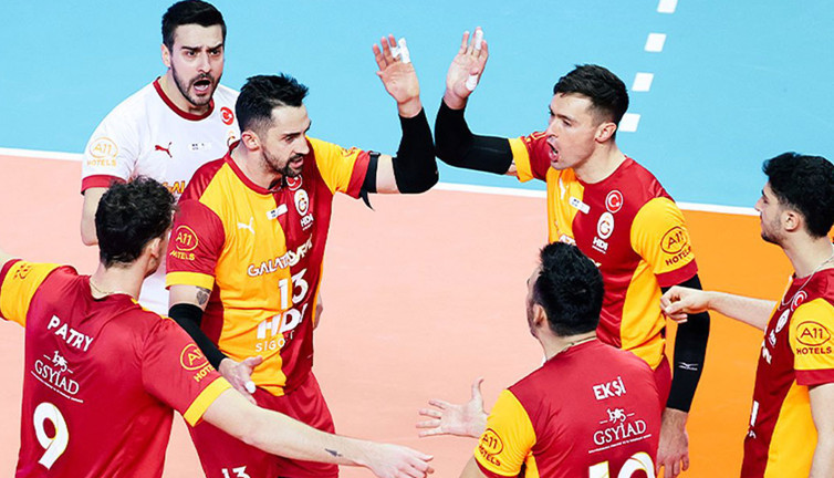 Galatasaray'dan Fenerbahçe'ye gözdağı