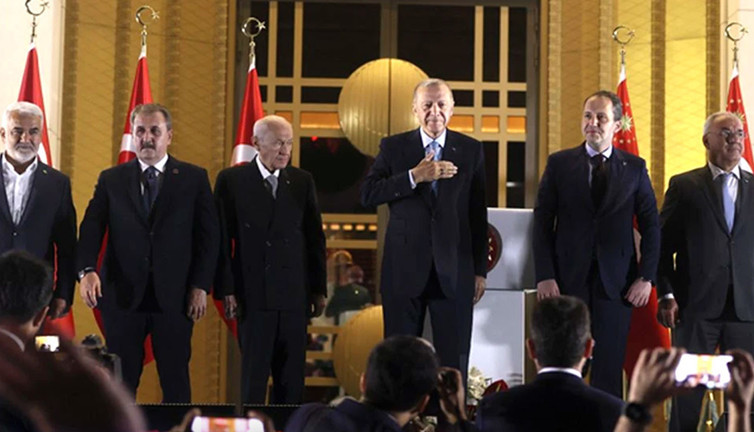 Küçük ortak İmralı kararına ateş püskürttü