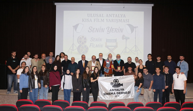 Usta sanatçılar genç sinemacılara yol gösterdi