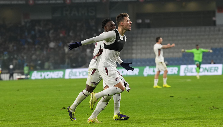 Muçi Trabzonspor formasıyla ilkleri yaşadı