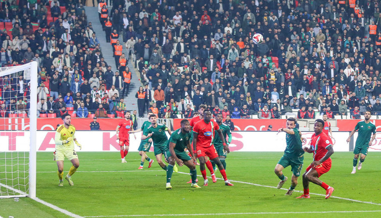 Diagne durdurulamıyor! 14'te 14 ile 1. Lig'e damga vurdu