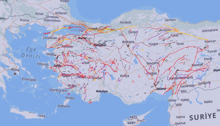 Coğrafi Bilgi Platformu erişime açıldı! Sığınak, fay hatları, toprak kalitesi ve imar planları....