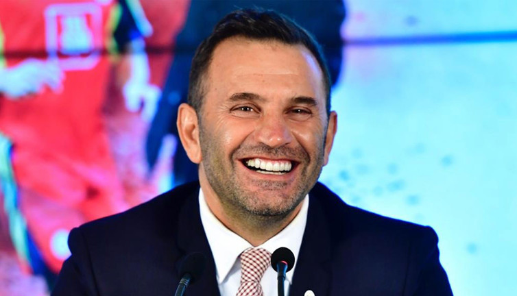 Galatasaray'da Fenerbahçe derbisine saatler kala camiayı havalara uçuracak gelişme!