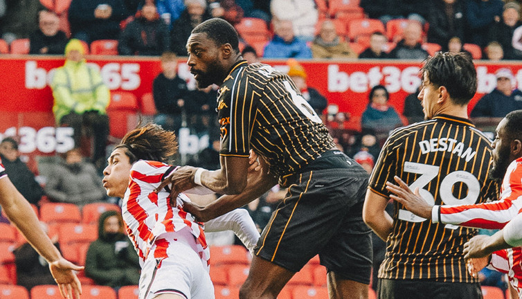 Hull City kritik maçı son dakikada kazandı: Muhteşem geri dönüş!