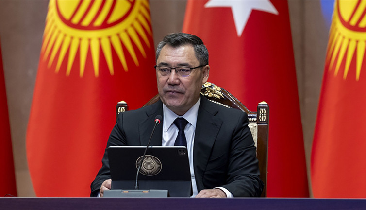 Caparov’dan seçim çağrısı: Kırgızistan’ın geleceği elinizde!