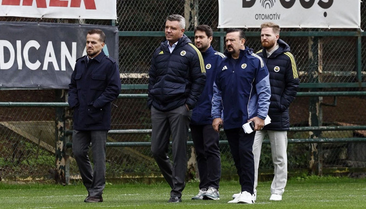Fenerbahçe Yönetimi'nden Galatasaray derbisi için sürpriz hamle! Kimsenin aklının ucundan bile geçmiyordu