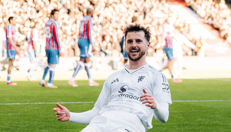 Manchester United hayata döndü: Premier Lig'de bunu başaran ilk takım oldu!