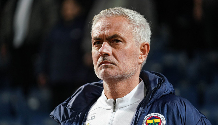 Jose Mourinho Fenerbahçe'deki gözdesini istiyor!