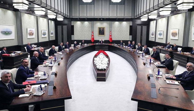 Kabine bugün toplanıyor! Masada 'SDG' ve 'İmralı ziyareti' var