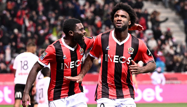 Trabzonspor'un transfer etmek istediği Boga'yı taraftarlar darp etti!