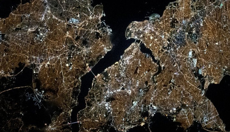 İstanbul'un uzaydan nasıl göründüğü belli oldu