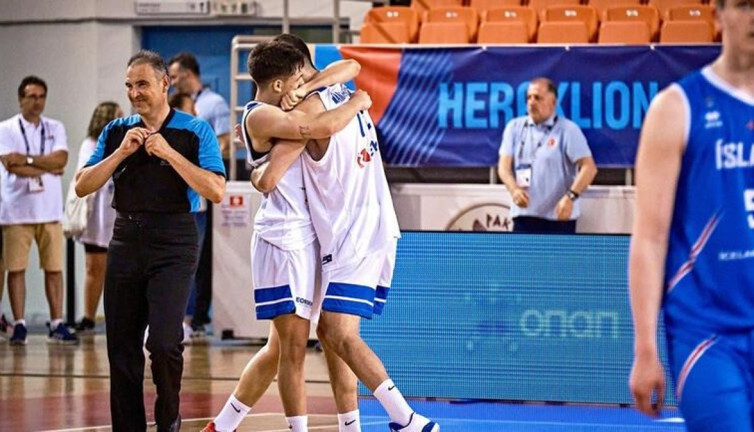 Türkiye Karadağ'ı yendi çeyrek finale yükseldi