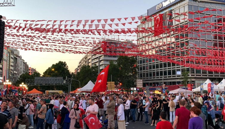 Ankara Kızılay'da 15 Temmuz anması