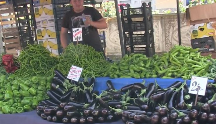 Fiyatları tayin eden Allah’tır. Pazarcı esnafı fiyatları Diyanet'in fetvasıyla savundu