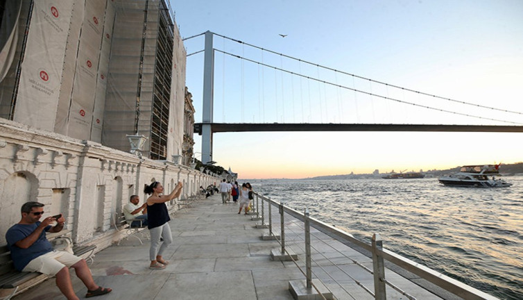 Milli Saraylar’da yaz saati uygulaması