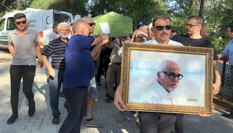 Moda Kralı Nail Yurdakul son yolculuğuna uğurlandı