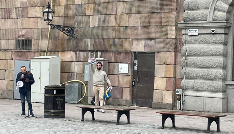 Danimarka'da bugün yine Kur'an-ı Kerim'e yönelik saldırılar düzenlendi