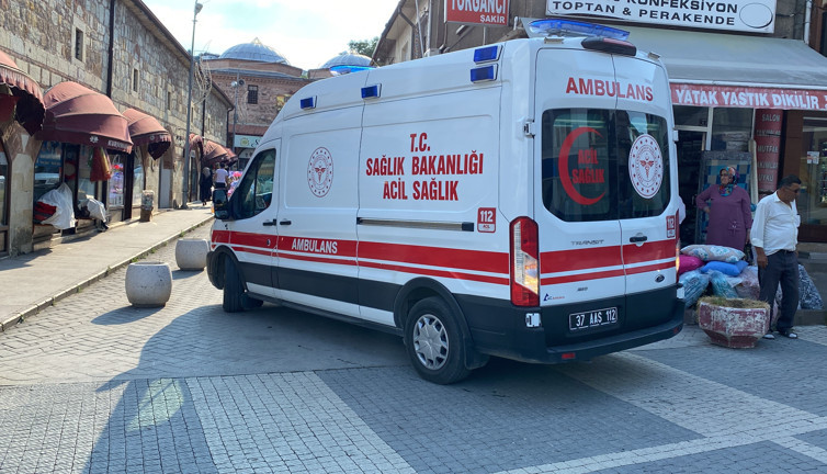 Tabancasını temizlerken kendi kendini vurdu