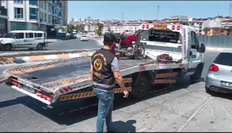 İstanbul'da kurallara uymayan sürücülere ceza yağdı