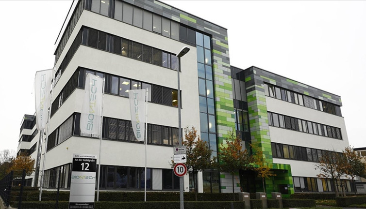 BioNTech'in net karı yılın ilk yarısında geriledi