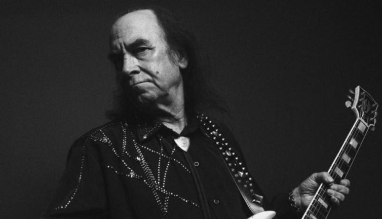 İşte Hababam Sınıfı'nda çalınan Erkin Koray şarkıları. Erkin Koray Fesuphanallah Esterabim şarkı sözleri ne?