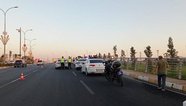 Şanlıurfa'da yunus ekibi kaza yaptı. 2 polis yaralı