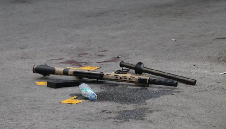 Kayseri’de kıraathanede silahlı çatışma: 1’i polis 2 yaralı