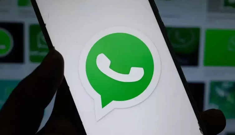 WhatsApp'tan meraklı yakınları çıldırtacak özellik
