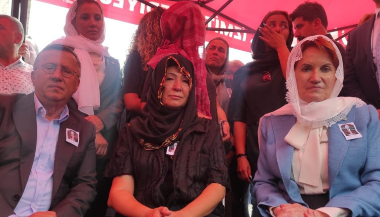 Meral Akşener İYİ Parti Kocaeli eski İl Başkanı Yıldız'ı 'Kardeşimi kaybetmiş gibi hissediyorum' sözleriyle ebediyete uğurladı
