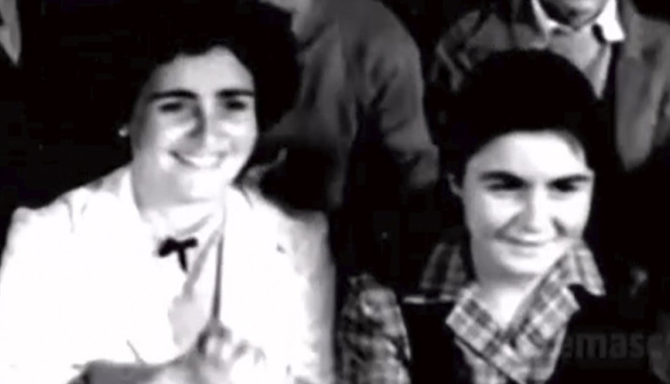 Fatma Girik'in figüran olduğu zamanlar.