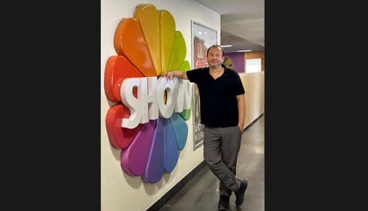 Ünlü savaş muhabiri Cem Tekel Show TV’den ayrıldı. Manidar bir paylaşım yaptı